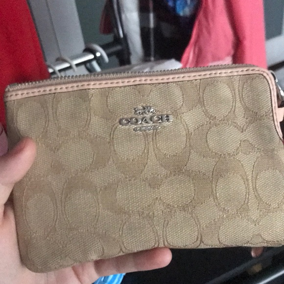 coach wallete - Picture 3 of 4